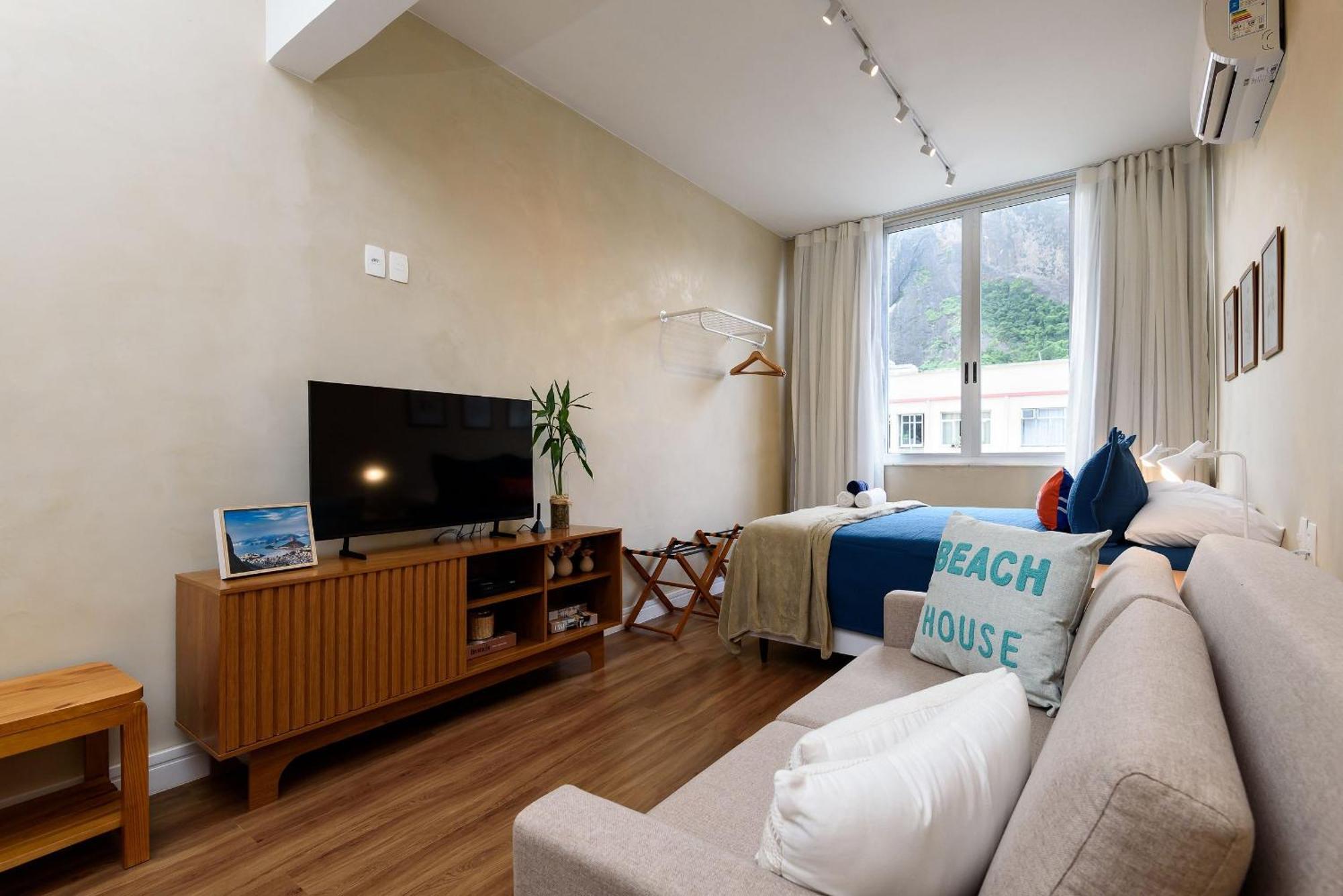 Apartamento 1qto Reformado A 400m Da | Br 135/1209 Rio de Janeiro