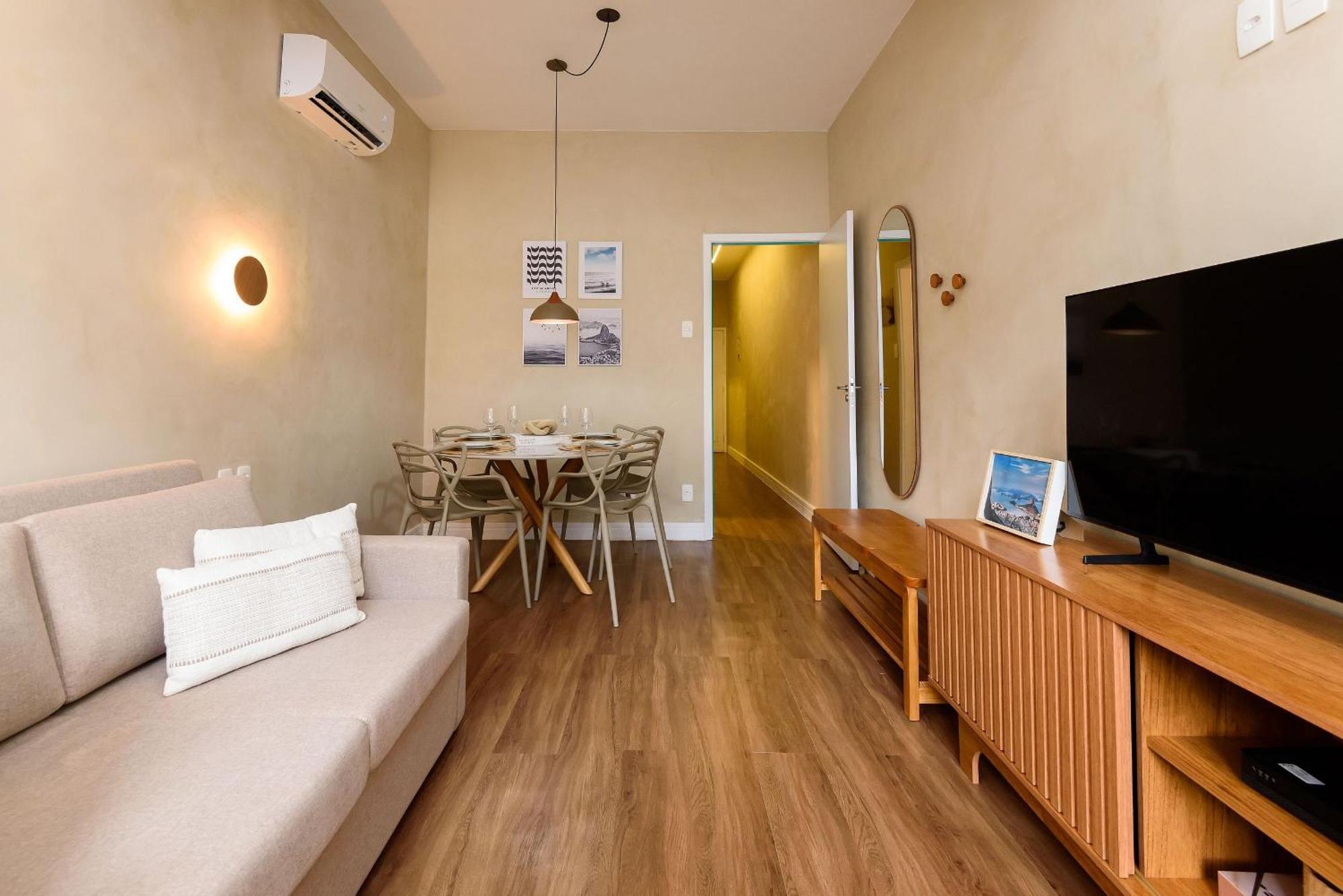 Apartamento 1qto Reformado A 400m Da | Br 135/1209